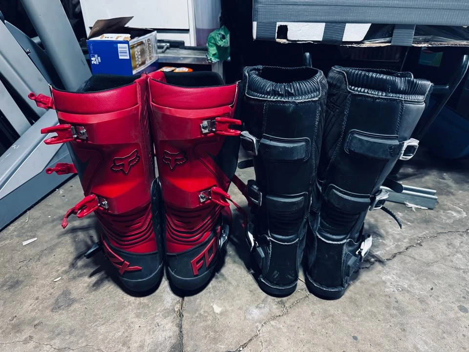 Fox Comp Boots Red/Black and Thor Blitz MX Motocross Boots - photo 3