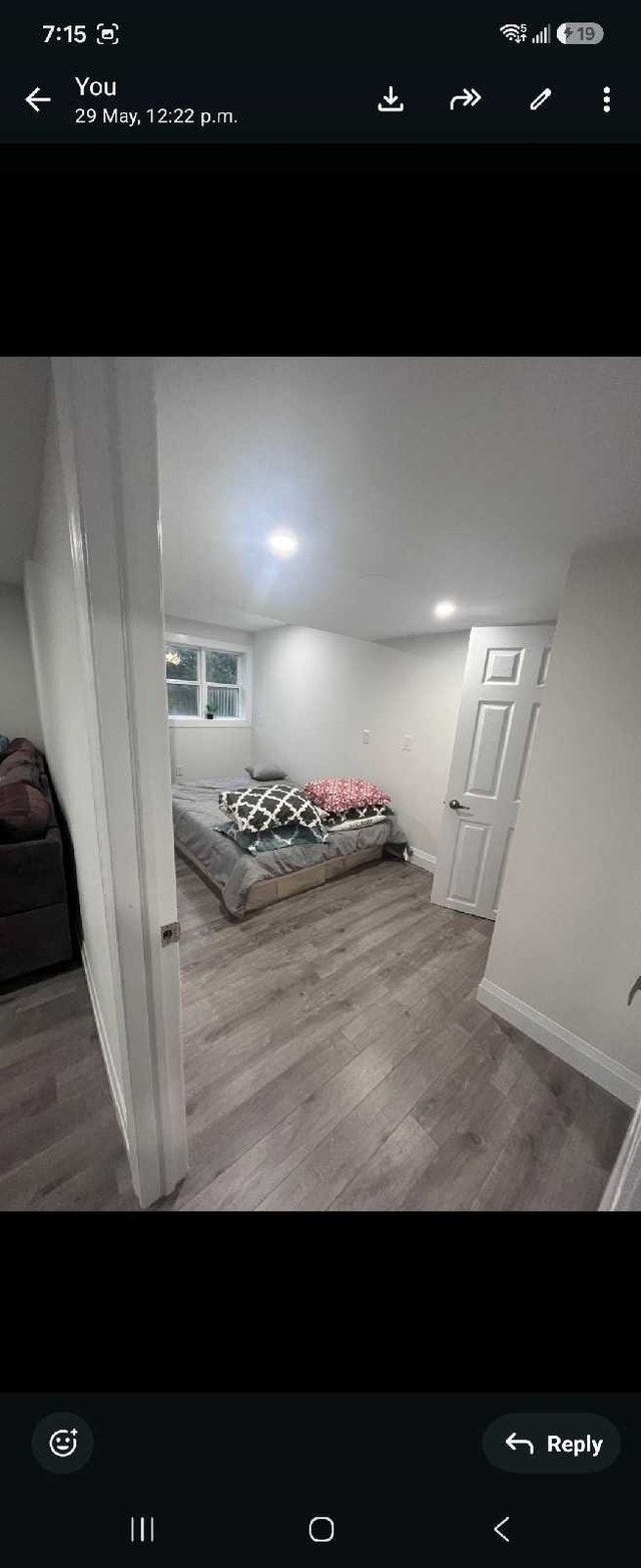 Walkout basement with separate entrance - photo 4