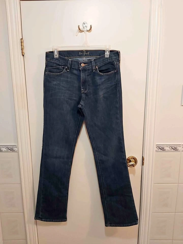 The flirt Old Navy jeans, size 8