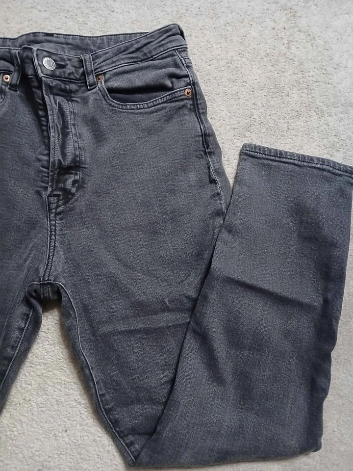 & Denim Grey Ultra High Waist Mom Jeans Size 8 - photo 2