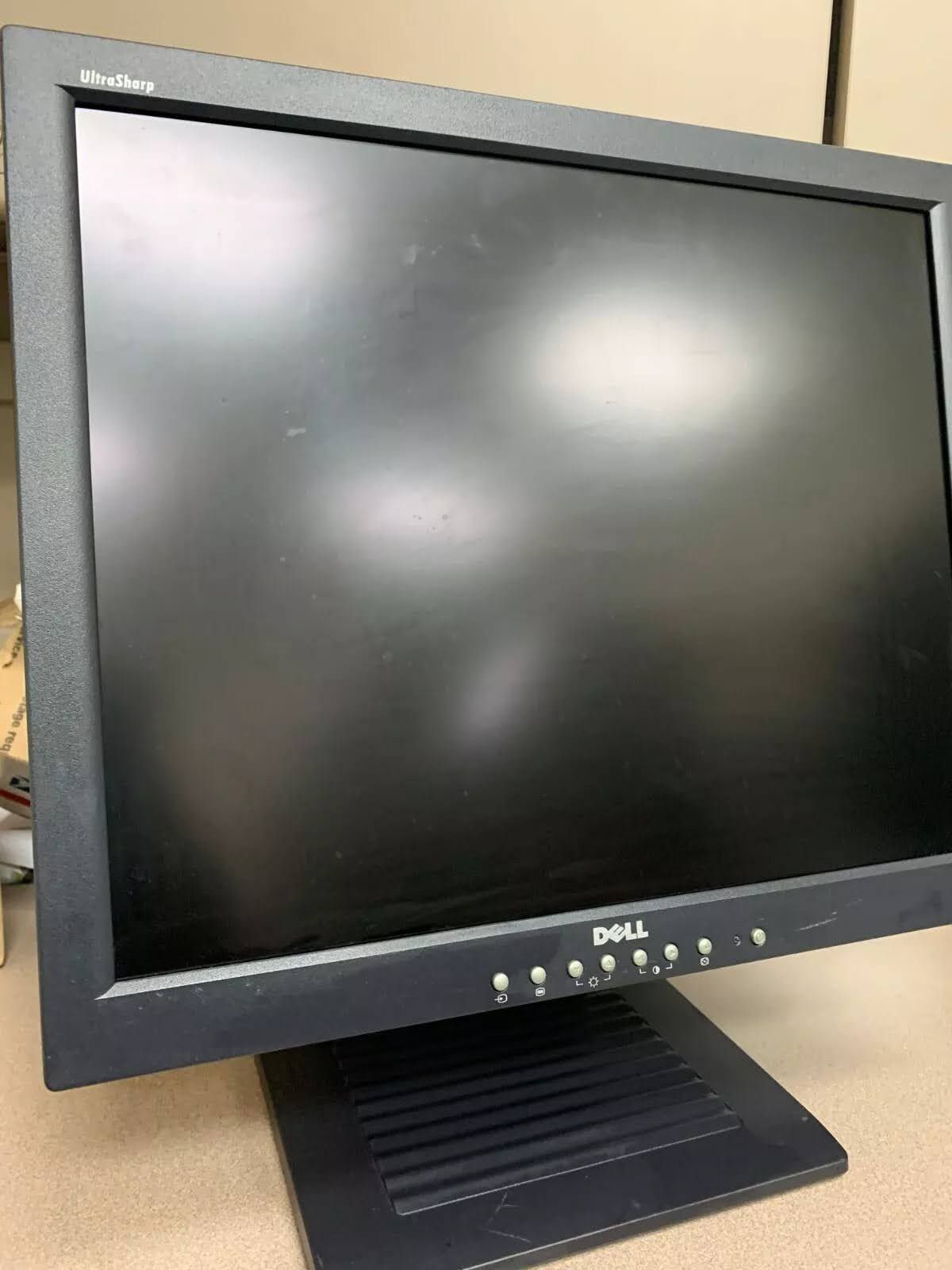Dell Flatscreen LCD Monitor 1800FP