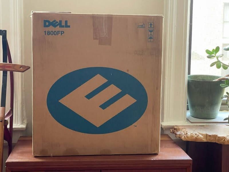 Dell Flatscreen LCD Monitor 1800FP - photo 4