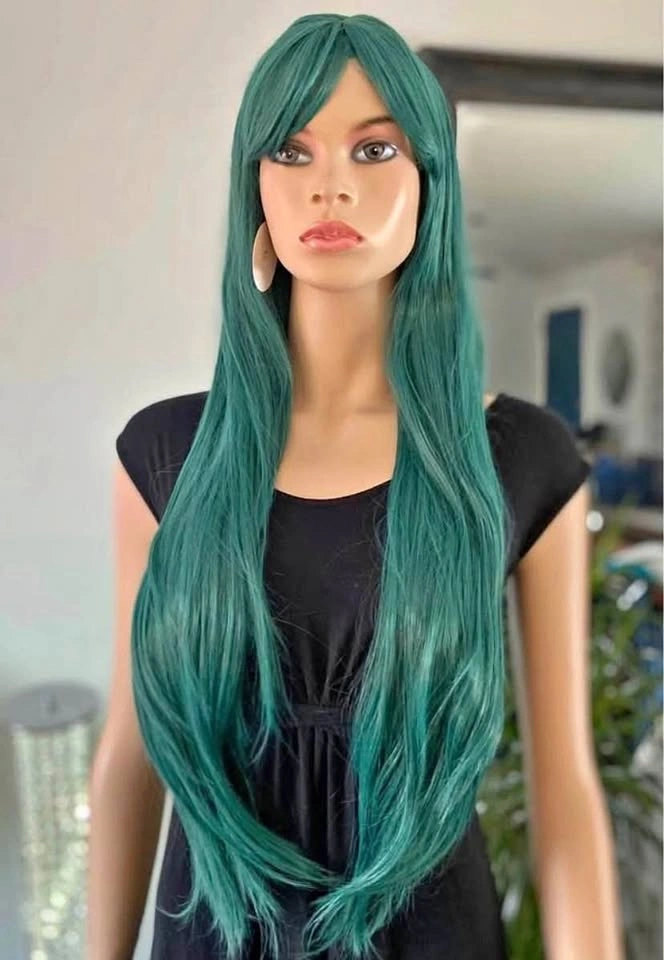🏈 NWT: 30” Long Straight Green Synthetic Wig with Bangs