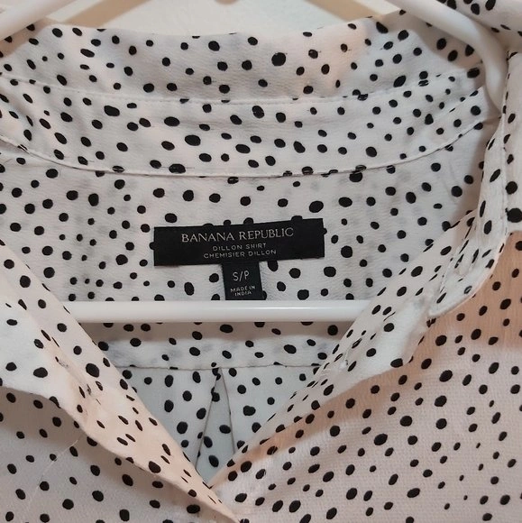 Banana Republic Button Down Longsleeve Blouse Size Small (S) - photo 5