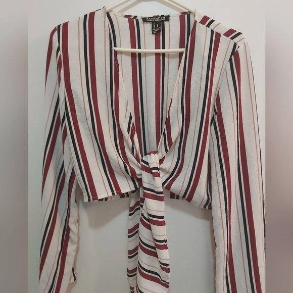 Revamped Striped Longsleeved Tied Top Size Large (L) - photo 3