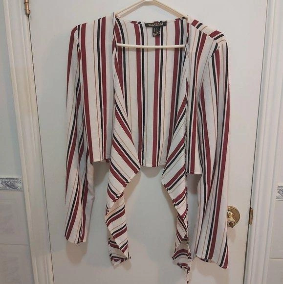 Revamped Striped Longsleeved Tied Top Size Large (L) - photo 4