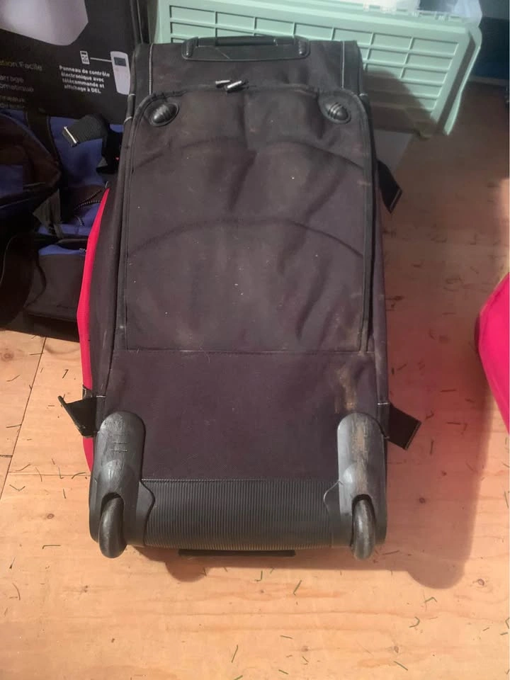 Roots travel luggage - photo 3