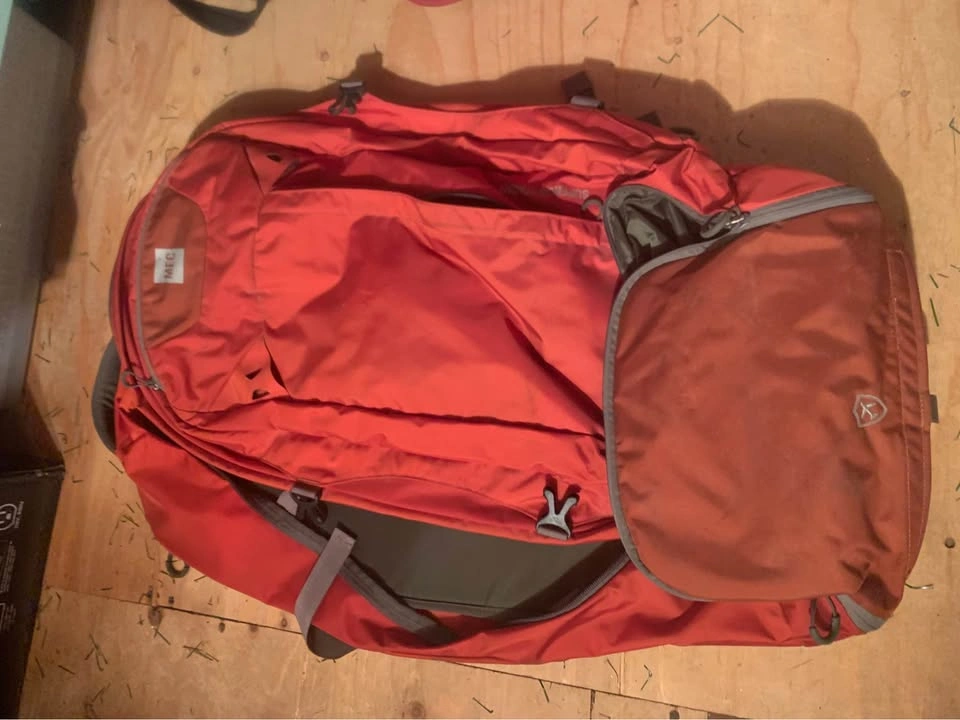 75L travel pack with internal shoulder straps - photo 3