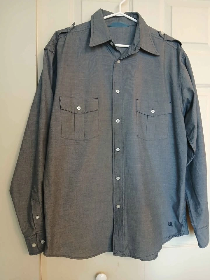 LK Haggar Navy Blue Long Sleeve Button Up Size Medium - photo 2