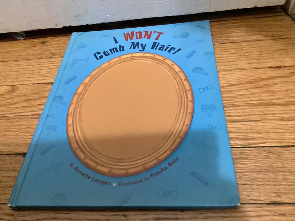 🏈 I Won't Comb My Hair! Children's Hardcover Book
