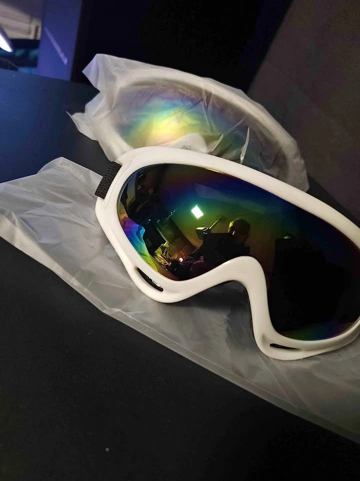 White Ski Goggles with Rainbow Lens