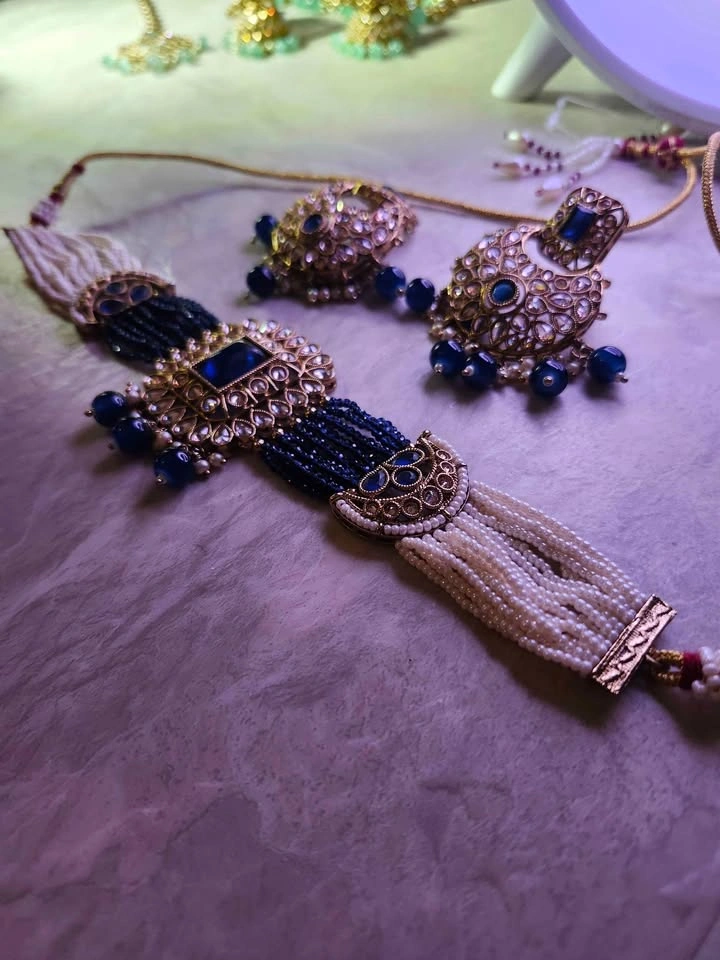 Traditional Indian Kundan Jewelry Set - Necklace and Earrings - photo 2
