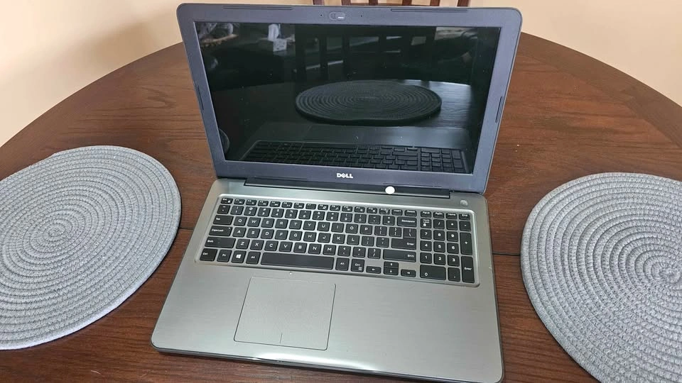 Dell laptop - photo 3