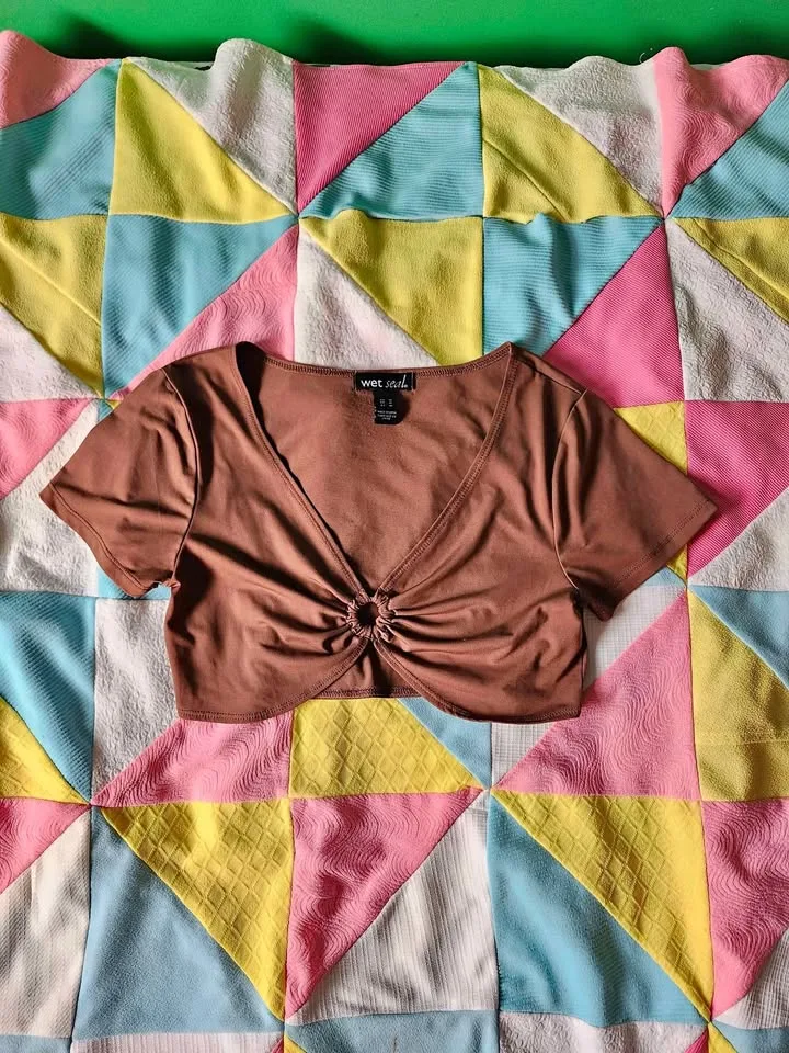 2000s Wet Seal brown crop top thumbnail