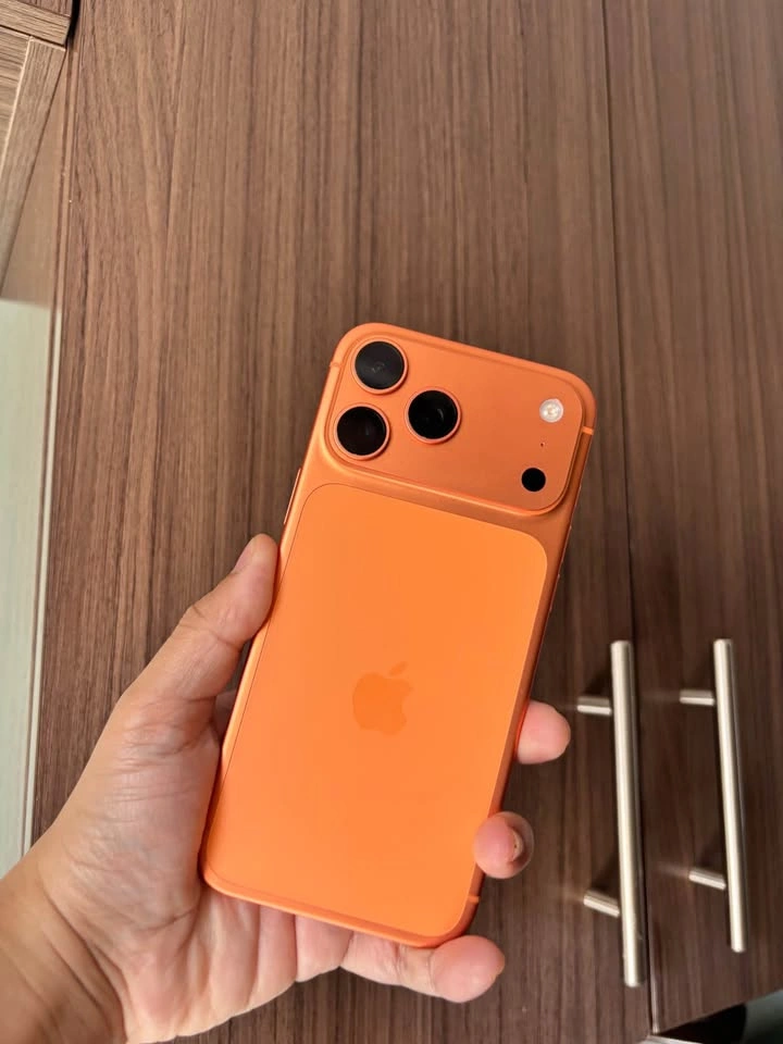 Iphone 17 Pro Max 1 TB - photo 2