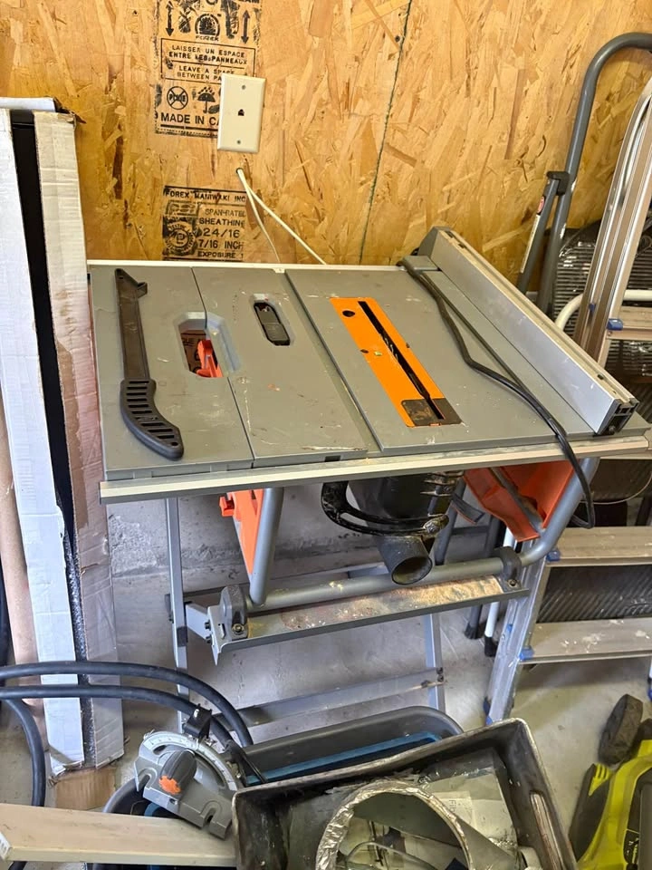 RIDGID 10” Compact Table Saw/Tile Cutter with Stand