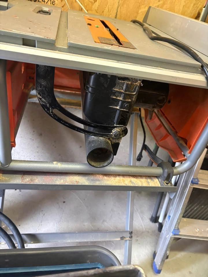 RIDGID 10” Compact Table Saw/Tile Cutter with Stand - photo 4