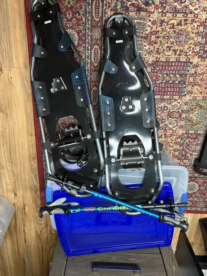 Snow Shoes & Telescopic poles - photo 2