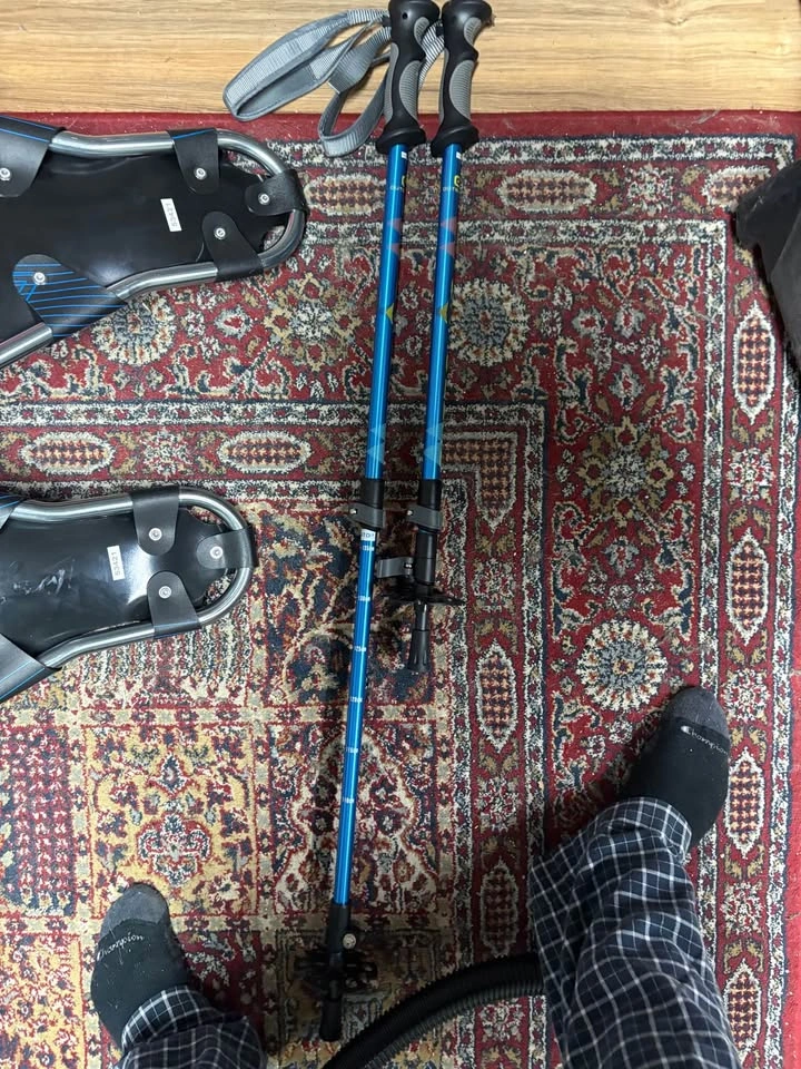 Snow Shoes & Telescopic poles - photo 3