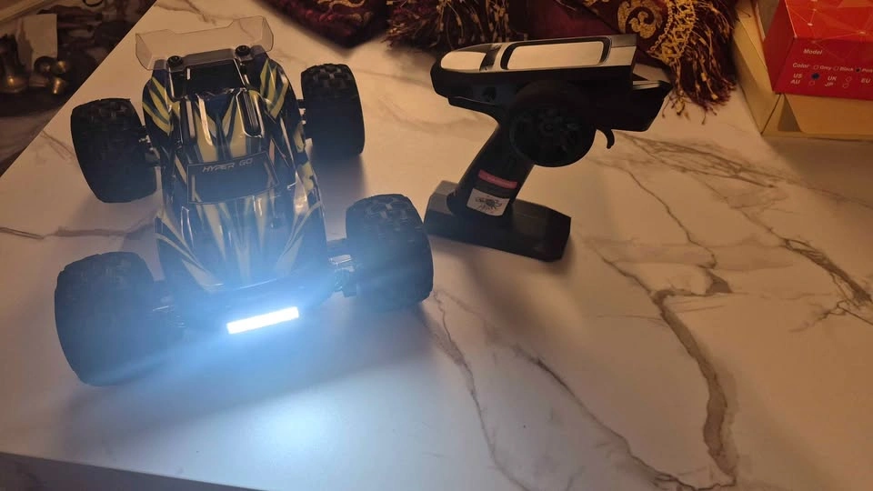 HYPER GO H16BM 1/16 Brushless 4WD RC Truck – 45km/h + 2 Batterie - photo 3