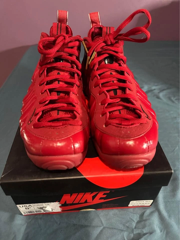 Nike Air Foamposite Pro “Red October”