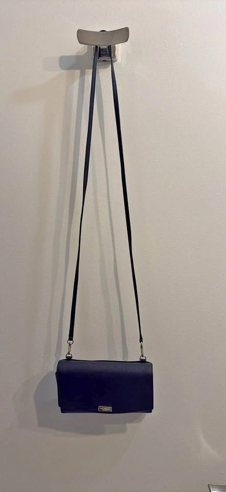 Kate Spade crossbody clutch