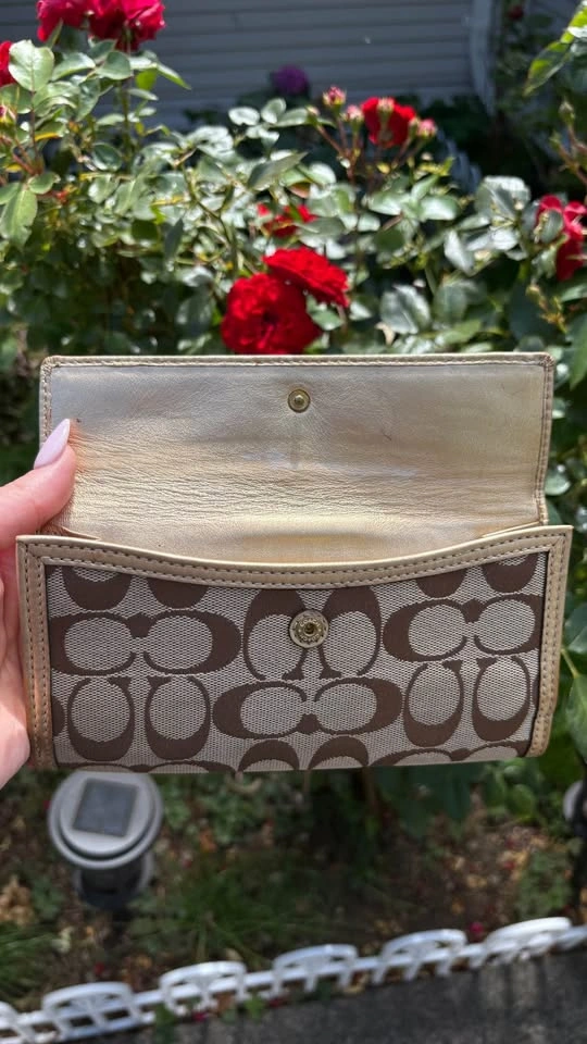 Vintage Coach Turnlock Wallet - photo 3