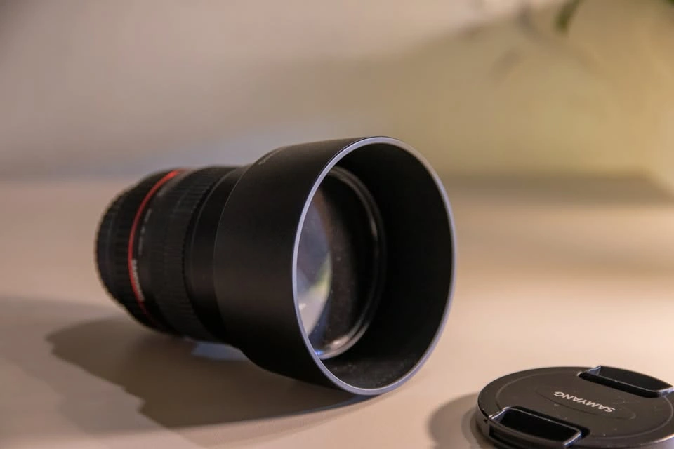 Samyang 85mm F1.4 Full Frame Lens for Canon EF - photo 2