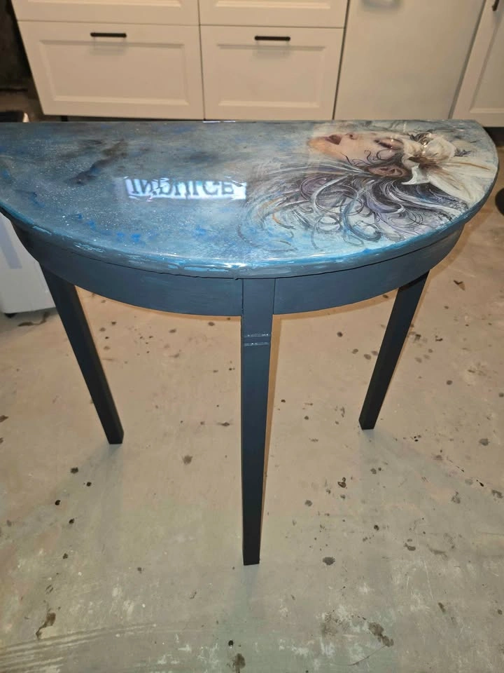 Demi-Lune Entry Table - one of a kind - photo 2