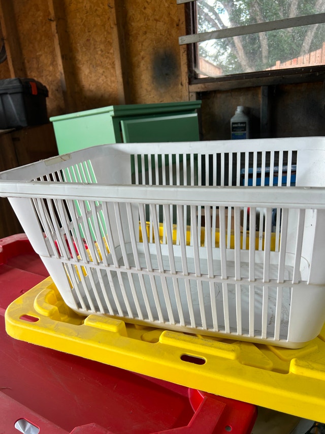 Laundry Basket/ Hamper