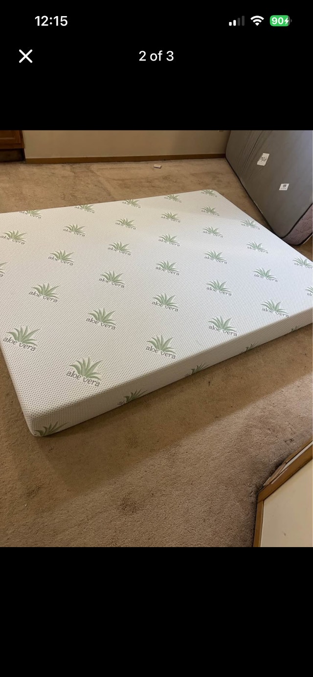 Queen Size Mattress Medium Firm 7" (Like New) - photo 2