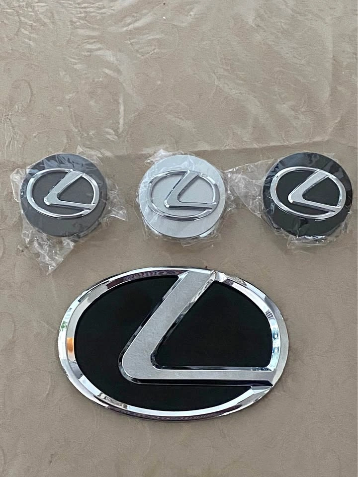 Lexus center caps logo