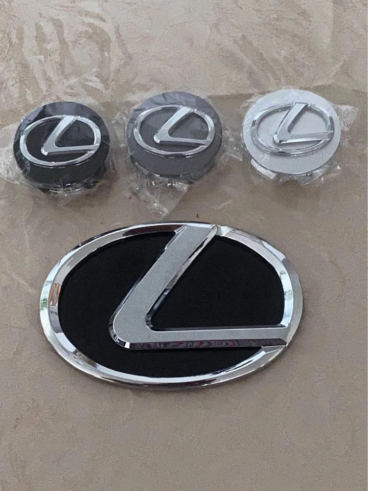 Lexus center caps logo - photo 2