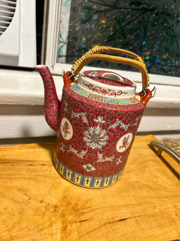 Vintage Jingdezhen Mun Shou Longevity Porcelain Teapot - photo 4