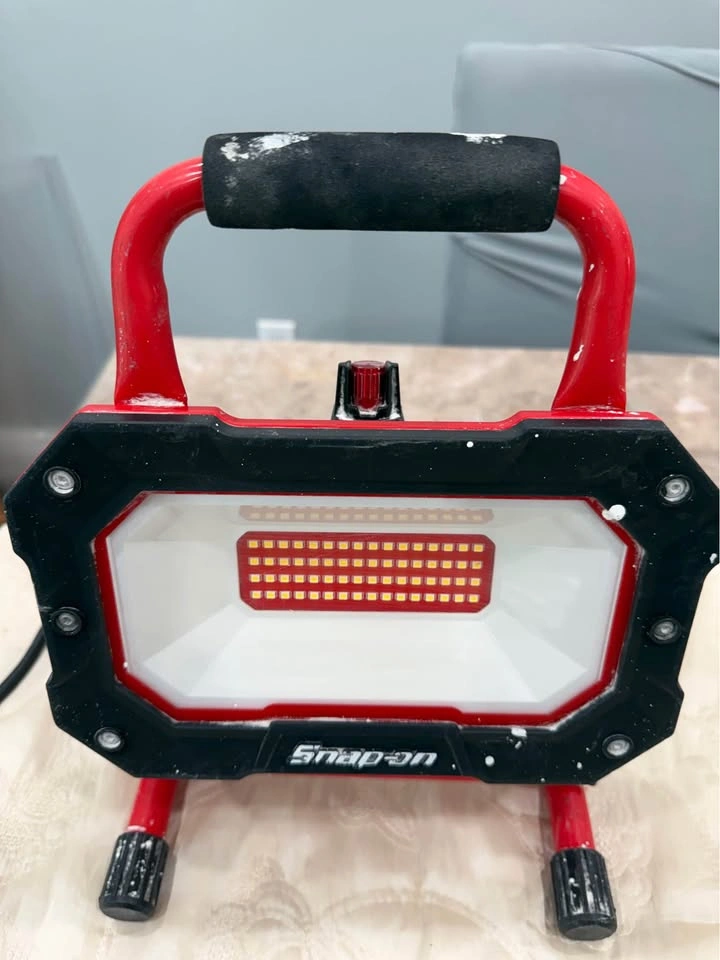 Snap-On LED WorkLight - photo 3
