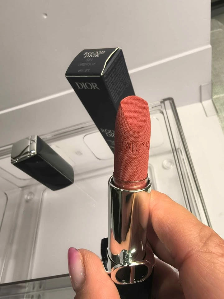 Rouge Dior Couture Colour Refillable Lipstick #581 Virevolte - photo 3