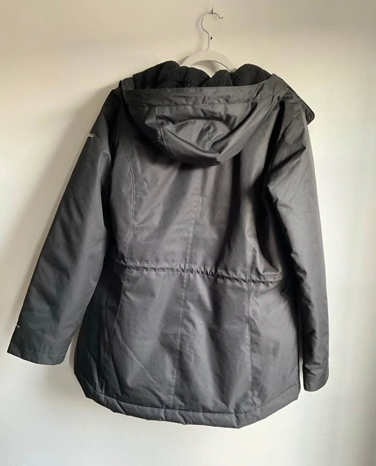 Columbia Woman’s Black Omni-Heat Insulated Winter Jacket Sz L - photo 4