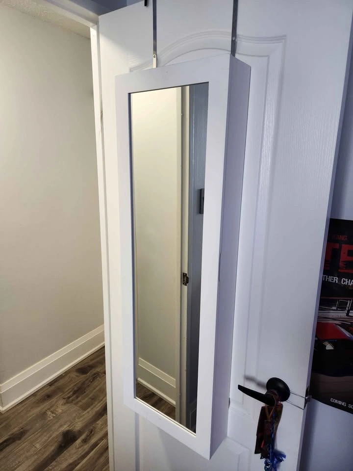 🇨🇦  Over-the-Door Jewelry Organizer with Makeup Shelf & Mirror - photo 2