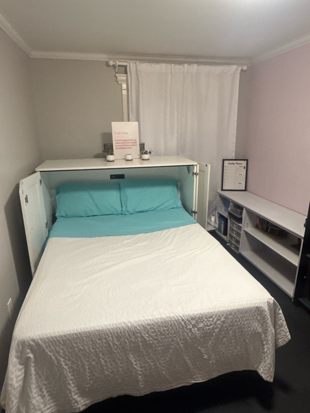 Clean & Beautiful Private Room near York University - photo 5