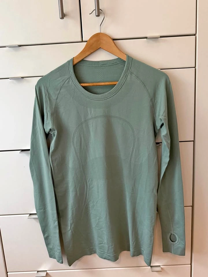 Lululemon Swiftly Tech Long Sleeve Crew Size 10 – Tidewater Teal