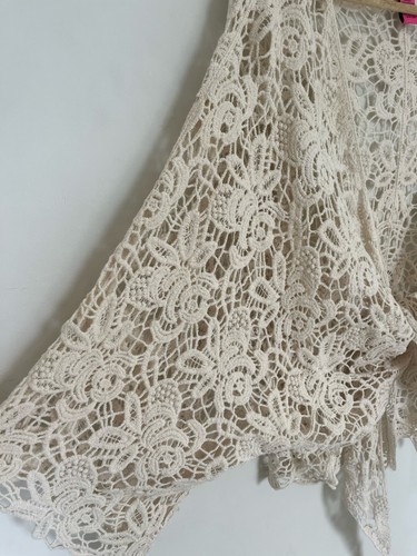 Betsey Johnson Crochet Tie-Front Blouse Beige 100% Cotton - photo 2