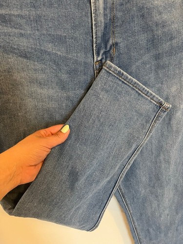 American Eagle High Rise Straight Leg Mom Jeans Size 12 - photo 3