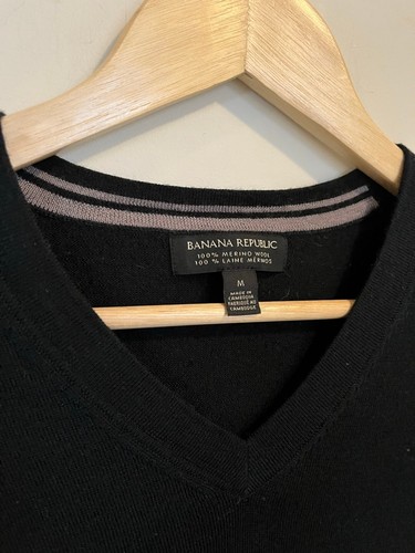 Banana Republic Black 100% Merino Wool V-Neck Sweater - photo 2