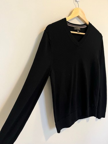 Banana Republic Black 100% Merino Wool V-Neck Sweater - photo 3