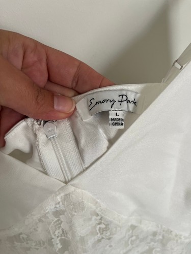Emory Park White Satin Maxi Dress with Lace Cut-out - photo 5