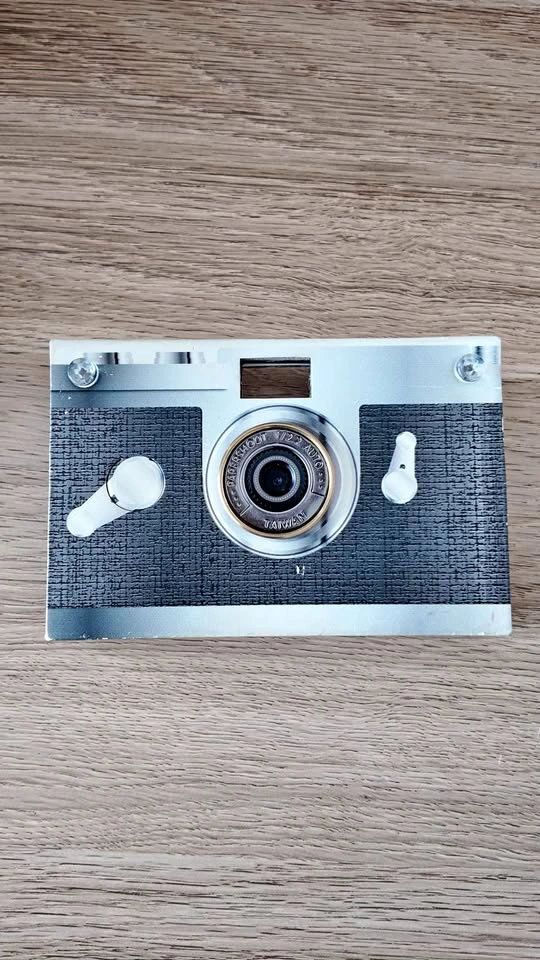 Paper shoot camera