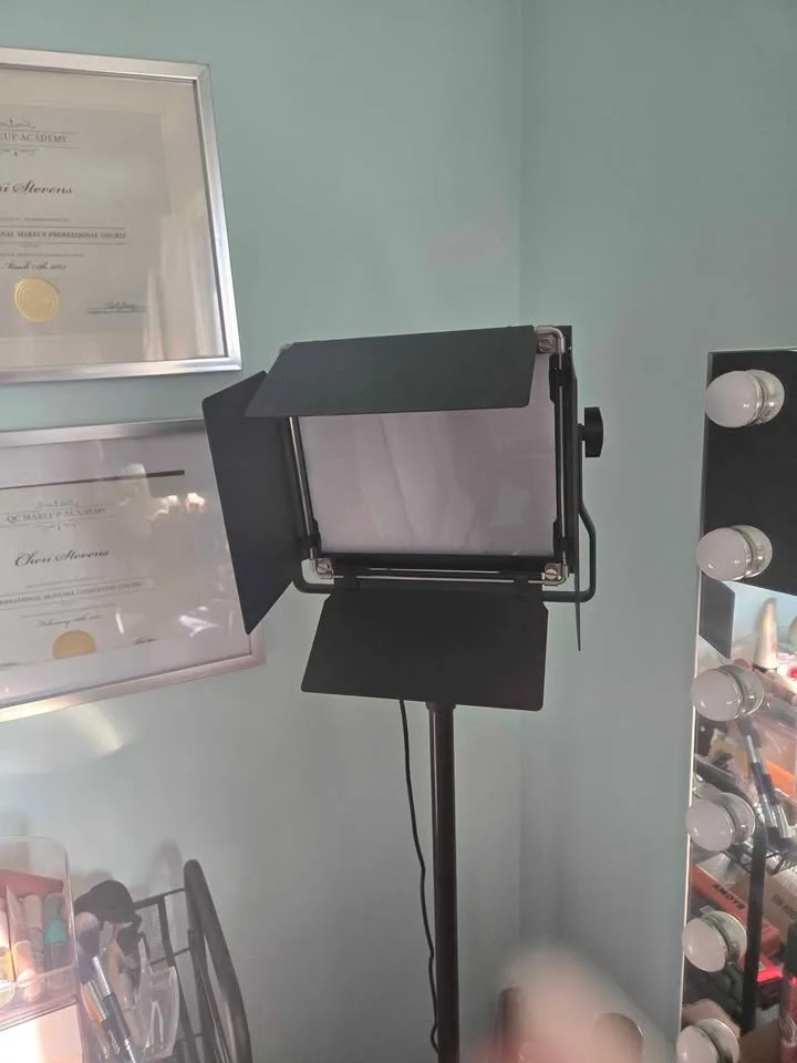 Box light (with travel case) image indicator(2)