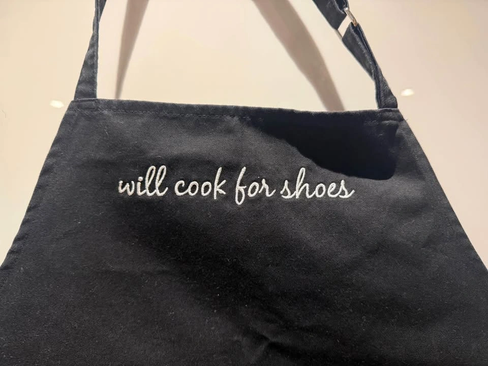 Domistyle 'Will Cook For Shoes' Apron - photo 3