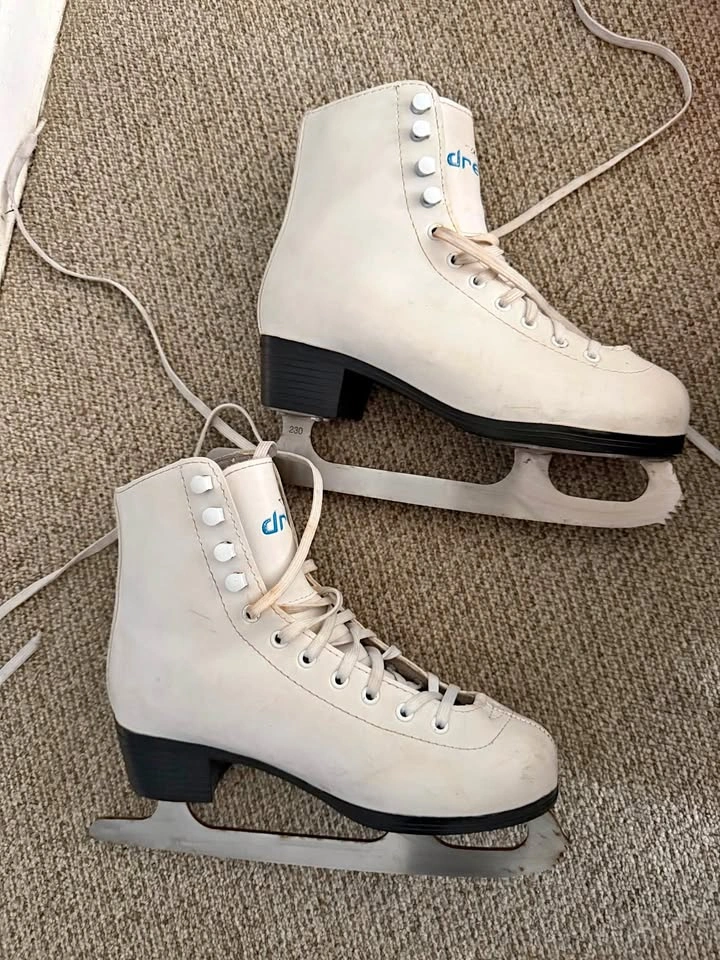 VIC Dream Figure Skates- Size 5 US/ 36 EUR