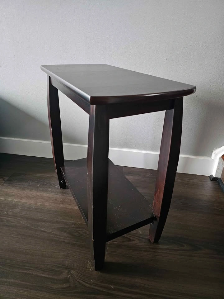 Dark Wood End Table - photo 2